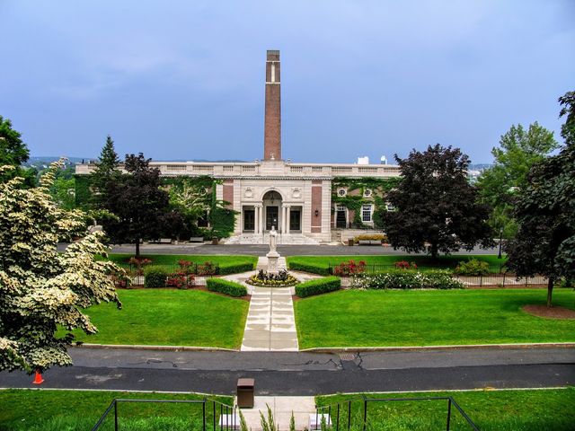 Photo of College of the Holy Cross