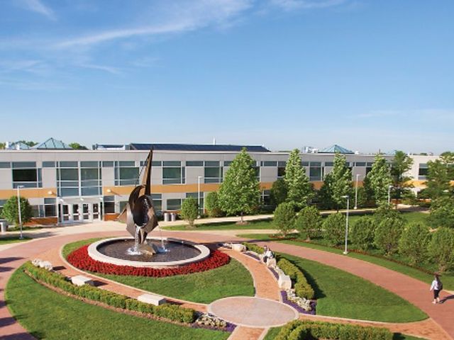 Photo of College of DuPage