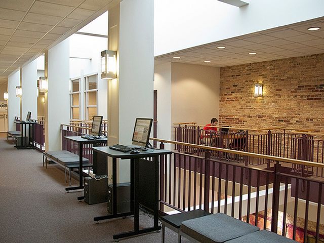 Photo of College of Lake County