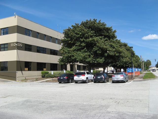 Photo of Columbia College - NAS Jacksonville