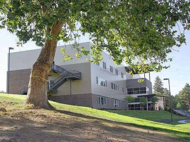 Photo of Columbia Gorge Community College