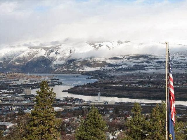 Photo of Columbia Gorge Community College