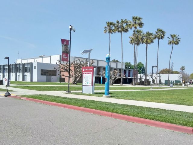 Photo of Compton College