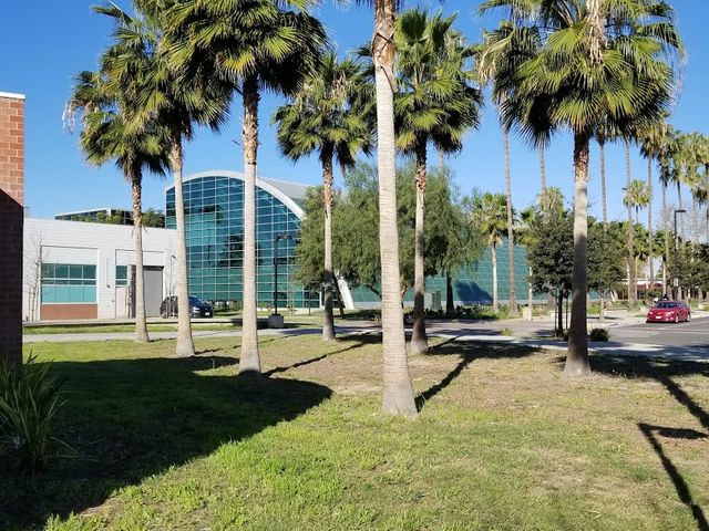 Photo of Compton College
