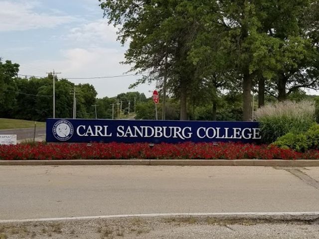 Photo of Carl Sandburg College