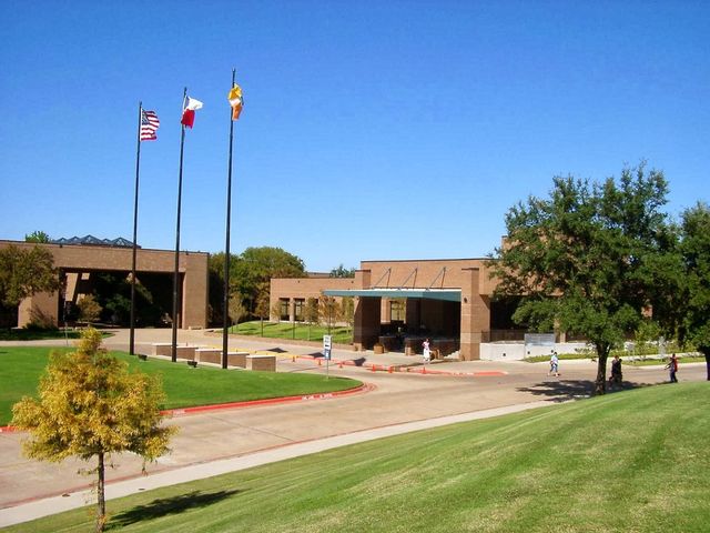 Photo of Cedar Valley College