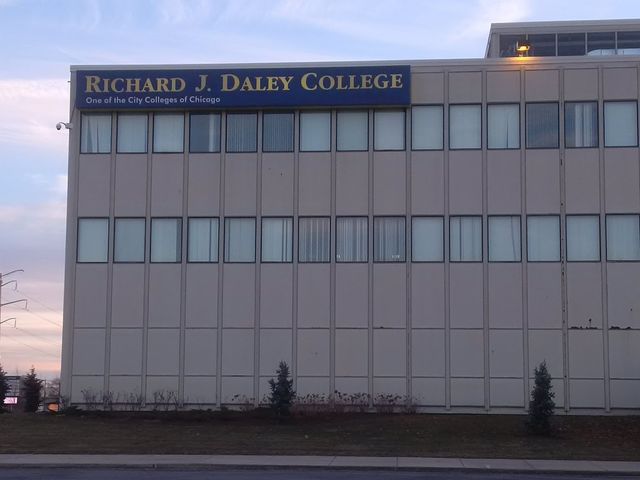 Photo of City Colleges of Chicago-Richard J Daley College