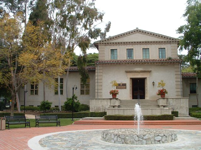 Photo of Claremont Graduate University