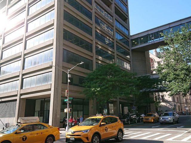 Photo of CUNY Hunter College