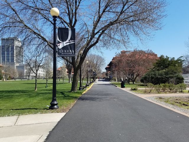 Photo of CUNY Queens College