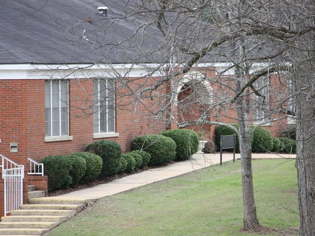 Photo of Andrew College
