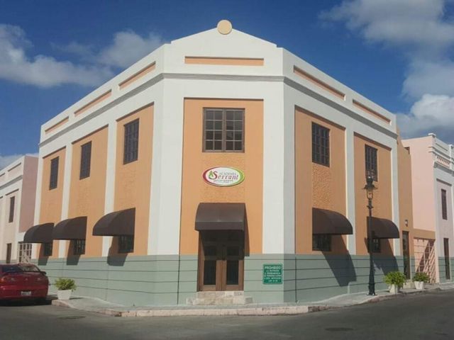 Photo of Academia Serrant Inc