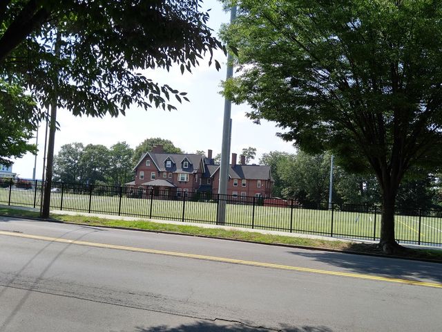 Photo of Albertus Magnus College