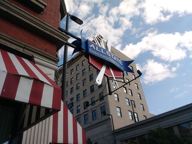 Photo of Allstate Hairstyling & Barber College