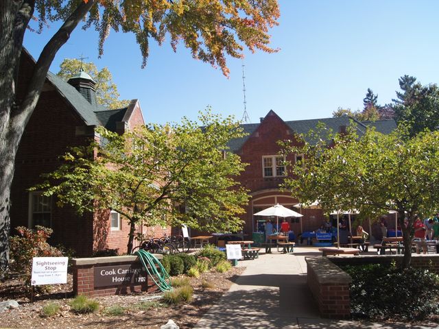 Photo of Aquinas College