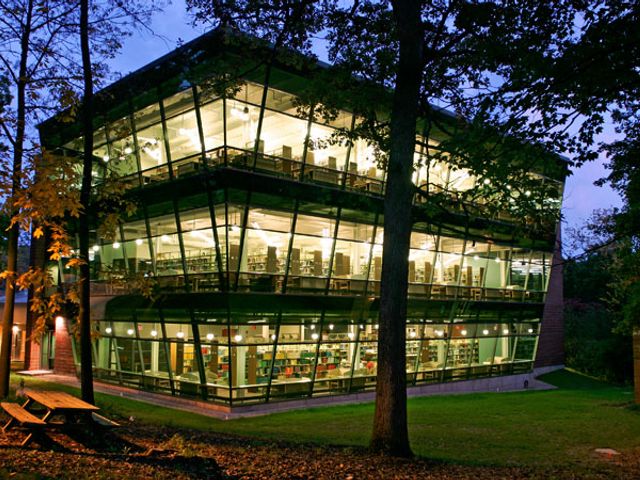 Photo of Aquinas College