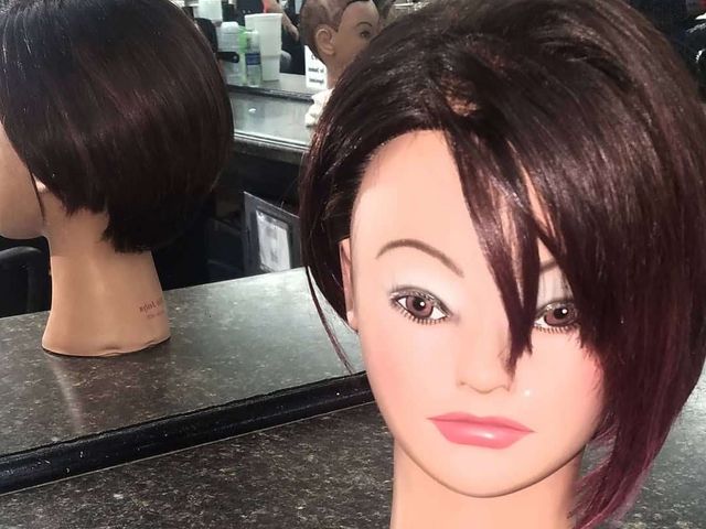 Photo of Arnolds Beauty School