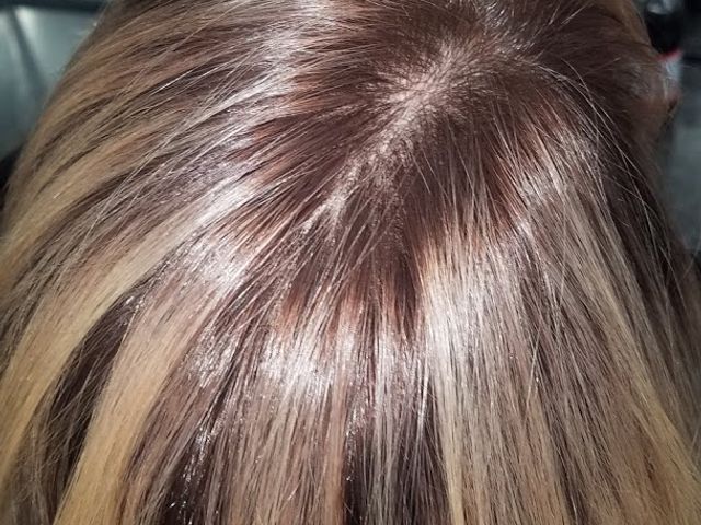 Photo of Arnolds Beauty School