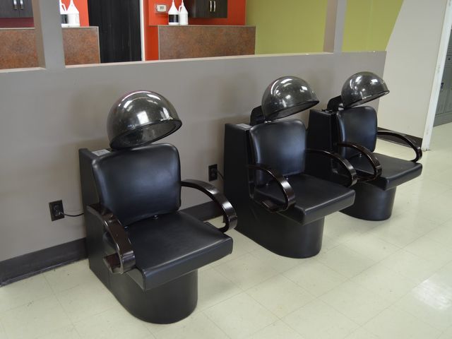 Photo of Aspen Beauty Academy of Laurel