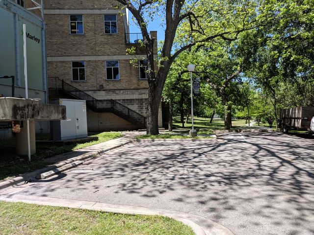 Photo of Austin Presbyterian Theological Seminary