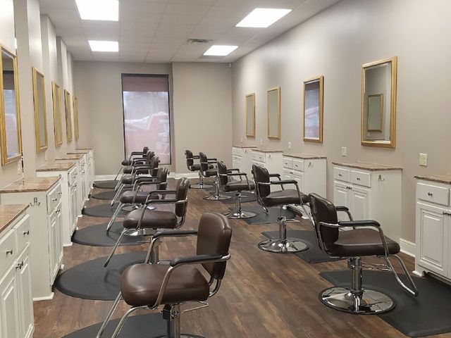 Photo of Avery James School of Cosmetology