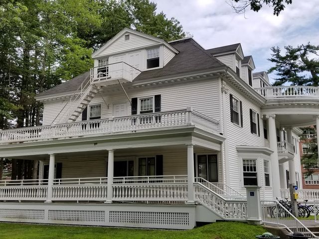 Photo of Bowdoin College