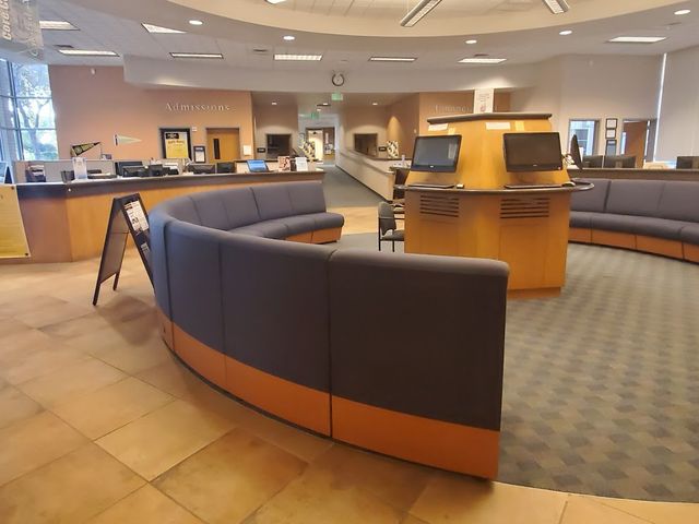 Photo of Barstow Community College