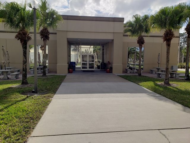 Photo of Barry University Law School