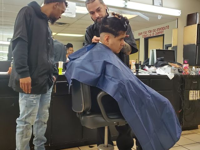 Photo of Buckner Barber School