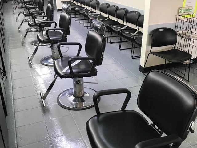 Photo of Buckner Barber School