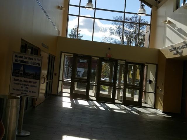 Photo of Dean College