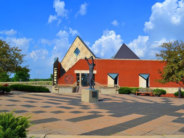 Photo of Defiance College