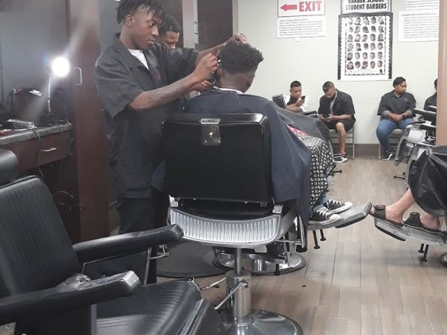 Photo of Deluxe Barber College
