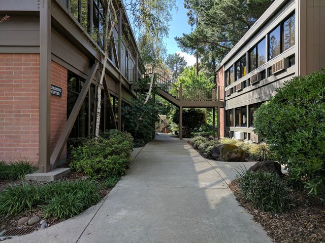 Photo of Diablo Valley College