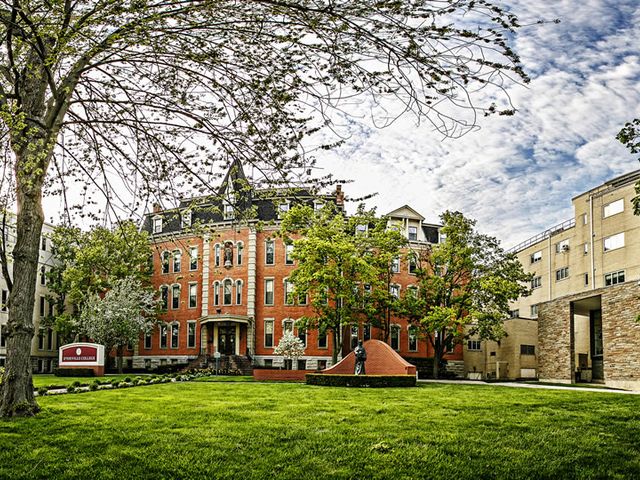 Photo of D'Youville College