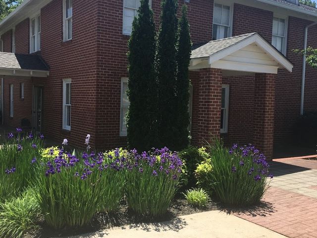 Photo of Emmanuel College