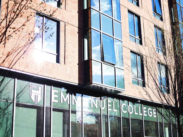 Photo of Emmanuel College