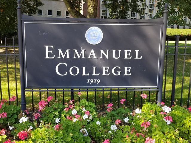 Photo of Emmanuel College
