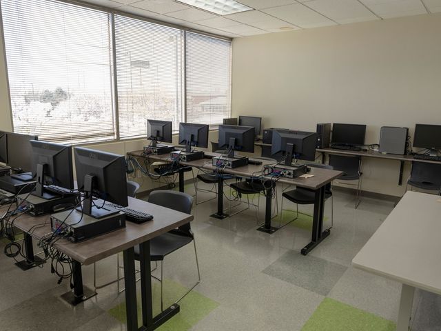 Photo of Eagle Gate College-Layton