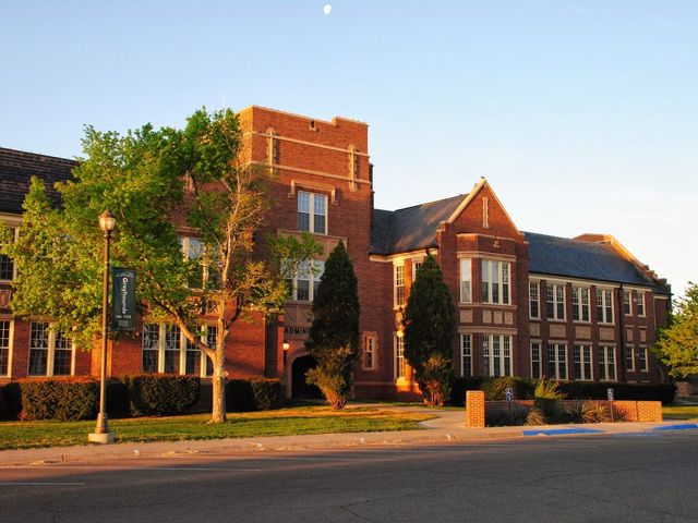 Photo of Eastern New Mexico University-Main Campus