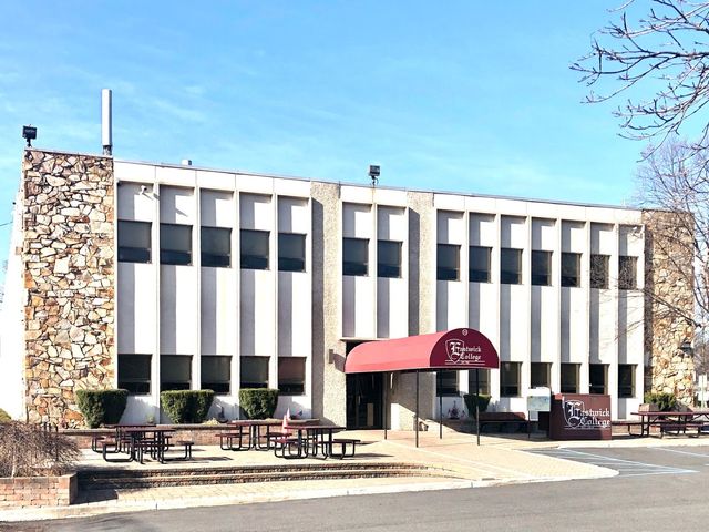 Photo of Eastwick College-Ramsey