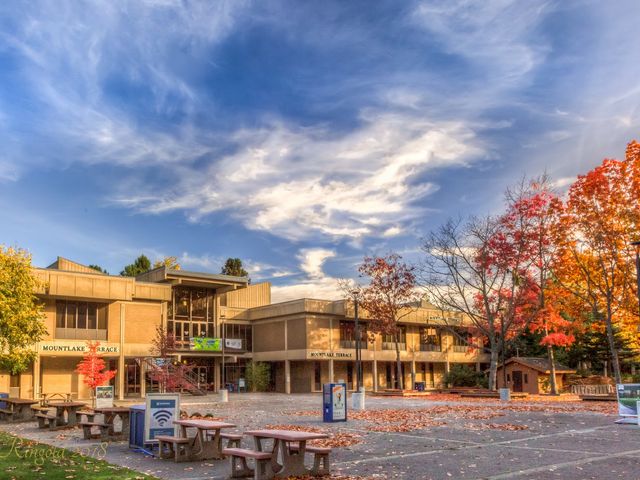 Photo of Edmonds Community College
