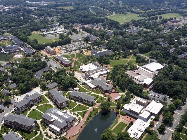 Photo of Elon University
