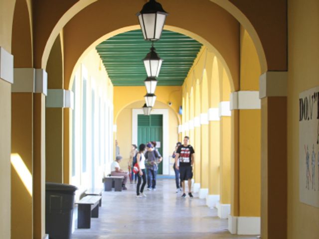 Photo of Escuela de Artes Plasticas y Diseno de Puerto Rico