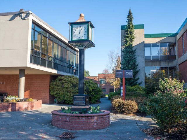 Photo of Everett Community College