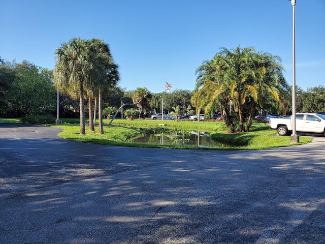 Photo of Florida SouthWestern State College