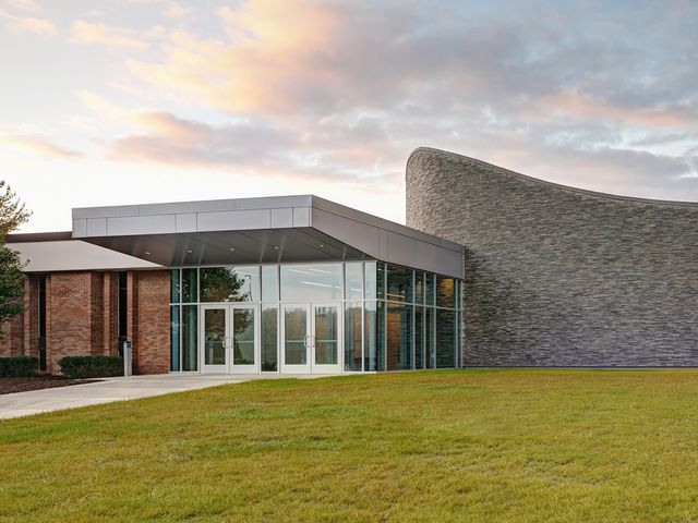 Photo of Kent State University at Trumbull