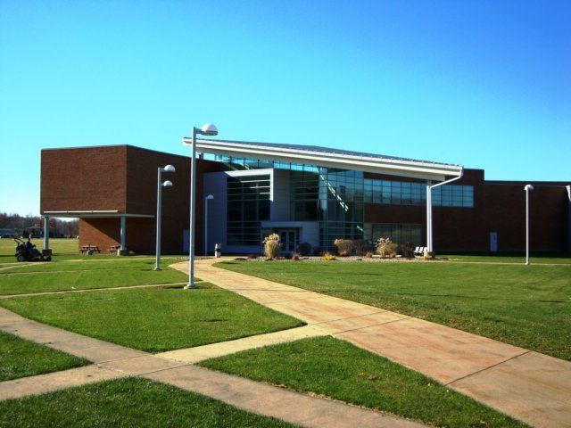 Photo of Kent State University at Trumbull