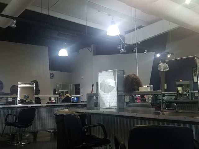 Photo of House of Heavilin Beauty College-Blue Springs