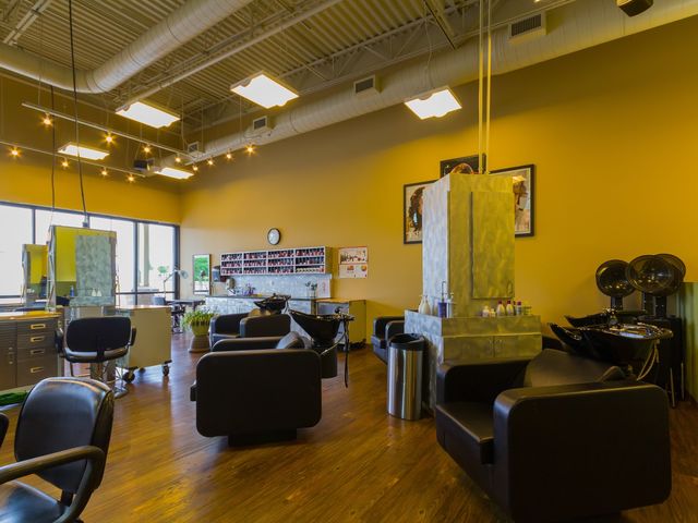 Photo of House of Heavilin Beauty College-Raymore